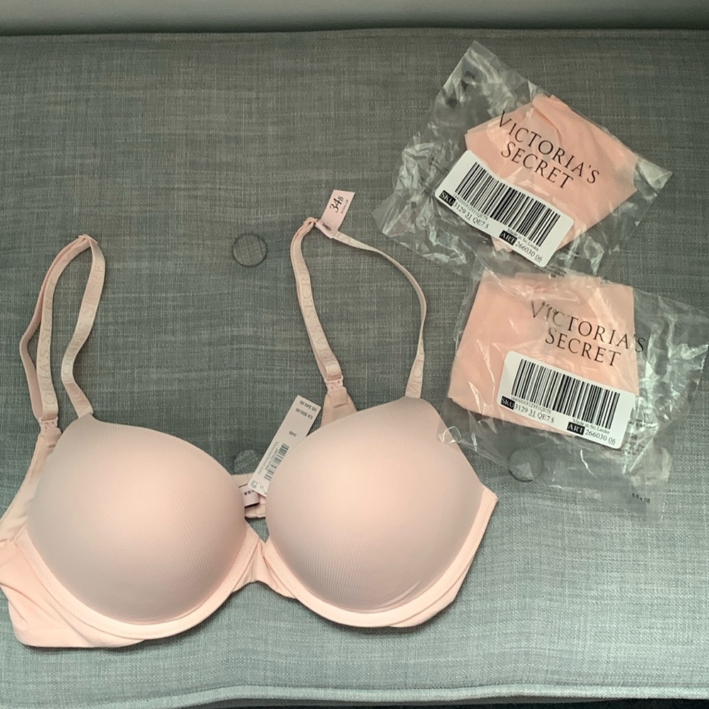 NWT VS push-up bra + 2 matching seamless thongs